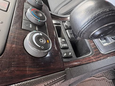 Used 2015 Chevrolet Traverse LT w/ Style and Technology Package FWD image 13