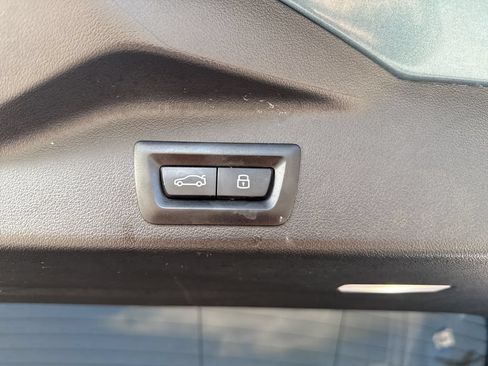 Used 2024 BMW X5 sDrive40i w/ Parking Assistance Package RWD image 29