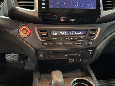 Used 2017 Honda Pilot EX-L image 25