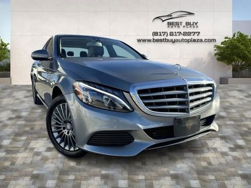 Used 2015 Mercedes-Benz C 300 4MATIC Sedan image 1