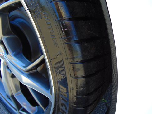 Used 2022 Chevrolet Corvette Stingray Preferred Cpe w/ Z51 Performance Package image 46