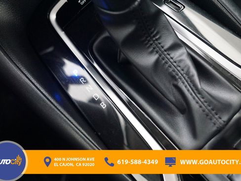 Used 2022 Toyota Corolla LE image 23