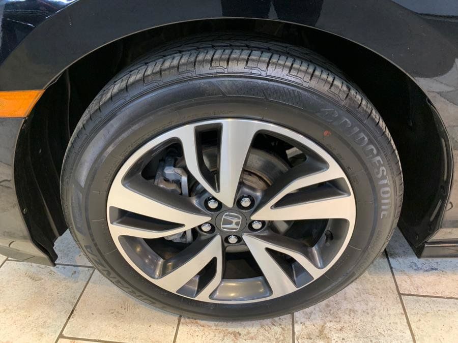 Used 2023 Honda Odyssey Touring image 15