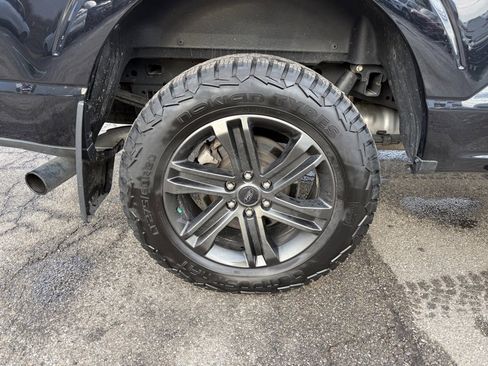 Used 2021 Ford F150 Lariat w/ Equipment Group 502A High image 34