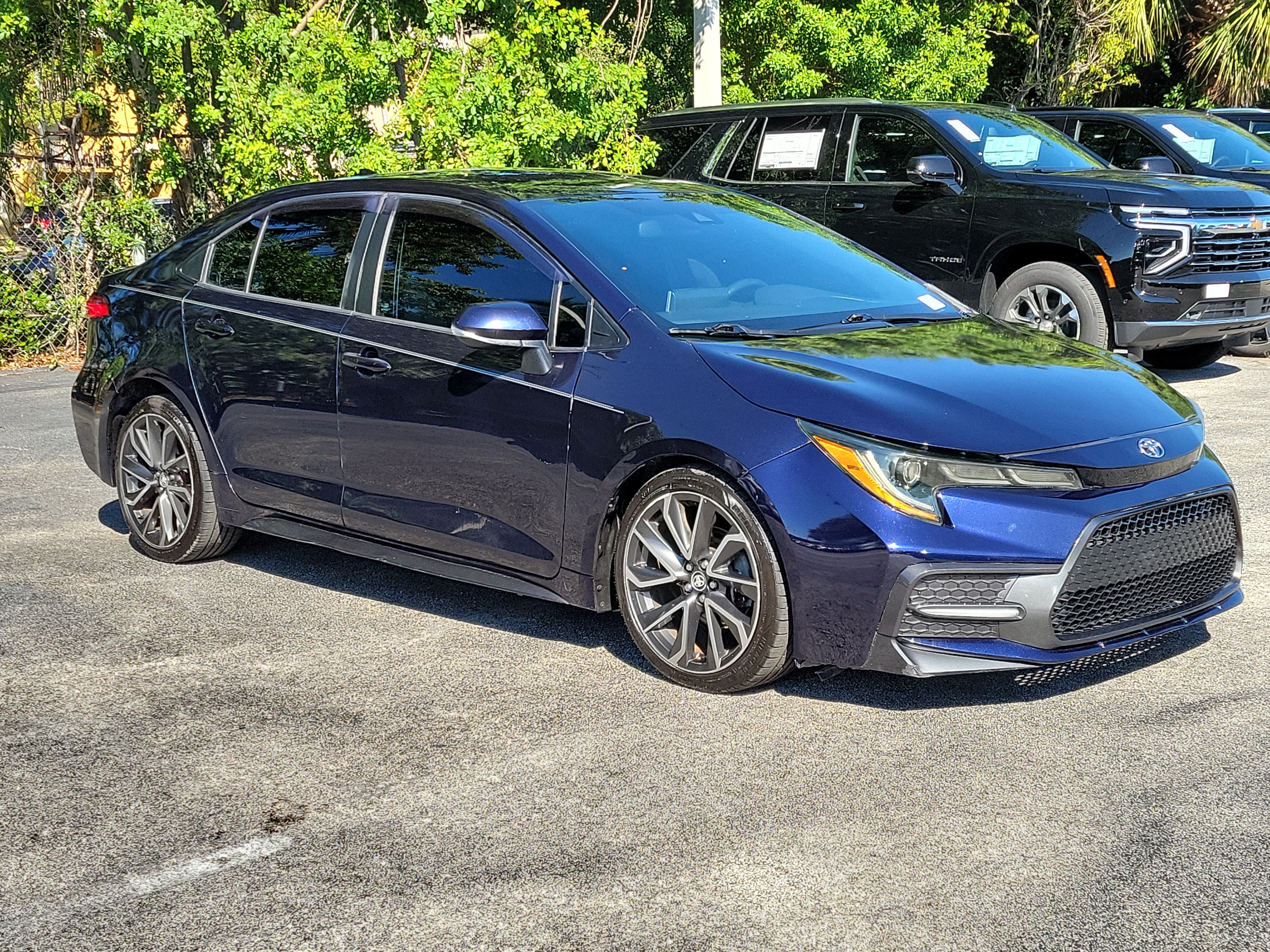 Used 2020 Toyota Corolla SE FWD image 1