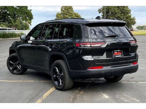 Used 2024 Jeep Grand Cherokee L Limited w/ Luxury Tech Group II AWD/4WD image 12