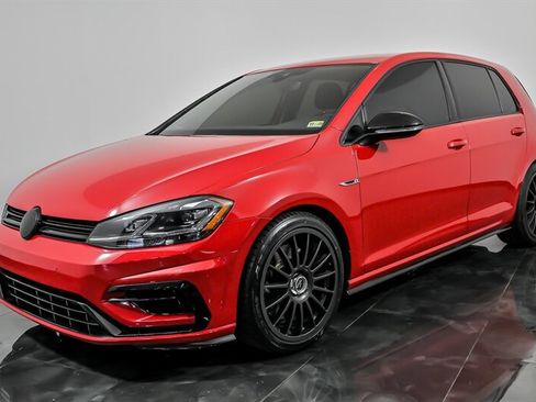 Used 2019 Volkswagen Golf R 4-Door image 5