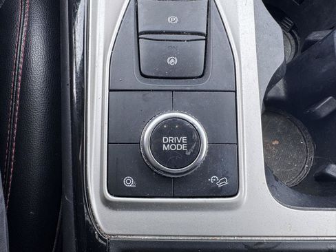 Used 2022 Ford Explorer ST-Line w/ Class IV Trailer Tow Package AWD/4WD image 18