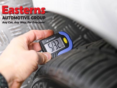 Used 2023 Tesla Model 3 Standard Range image 25