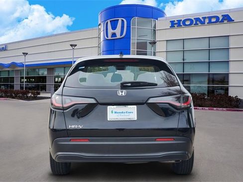 Certified 2023 Honda HR-V LX image 5