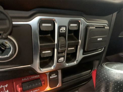 Used 2021 Jeep Gladiator Mojave image 28