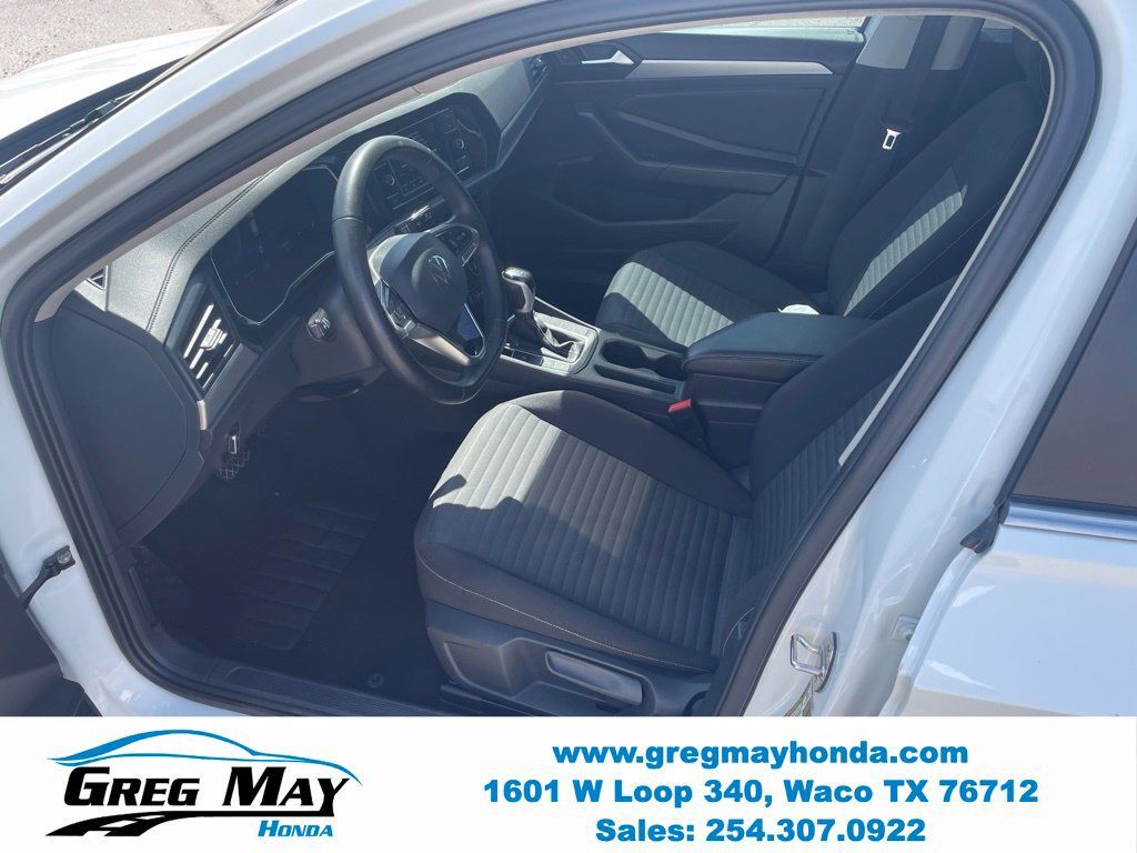 Used 2024 Volkswagen Jetta S FWD image 12