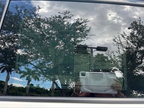 Used 2025 Acura RDX SH-AWD image 22