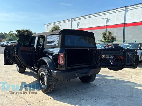 Used 2023 Ford Bronco Outer Banks w/ Sasquatch Package AWD/4WD image 15