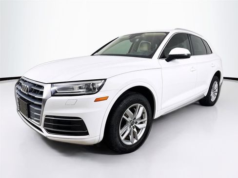 Used 2020 Audi Q5 2.0T Premium image 3