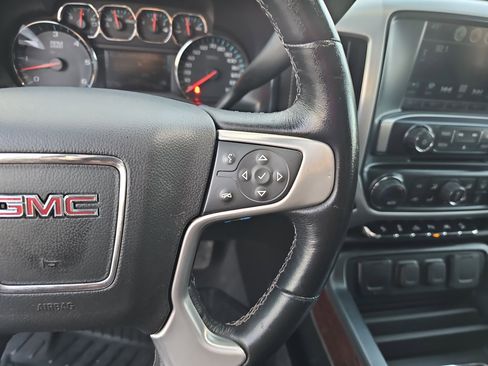 Used 2018 GMC Sierra 1500 SLT image 18