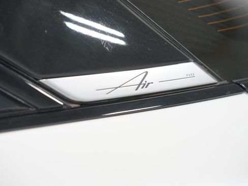 Used 2023 Lucid Air Pure image 11