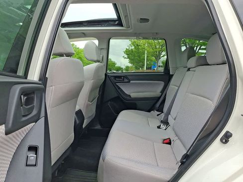 Used 2018 Subaru Forester 2.5i Premium w/ Protection Package #1 AWD/4WD image 10