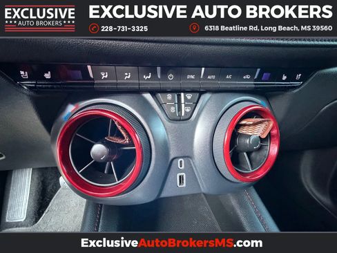 Used 2022 Chevrolet Blazer RS w/ Enhanced Convenience Package image 26