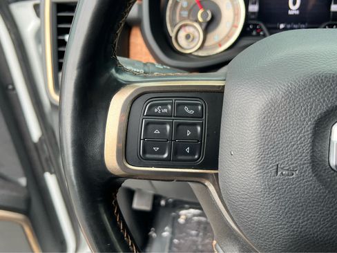 Used 2022 RAM 2500 Limited AWD/4WD image 32