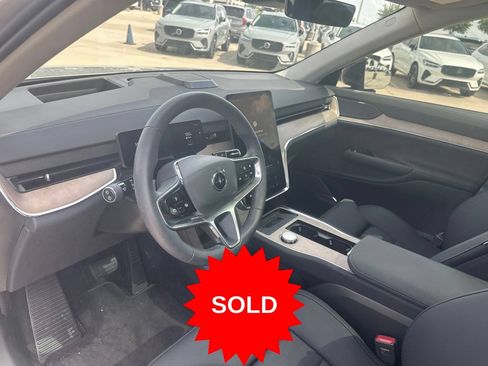 Certified 2025 Volvo EX90 Plus AWD/4WD image 27