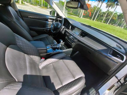 Used 2019 Kia Cadenza Limited FWD image 45