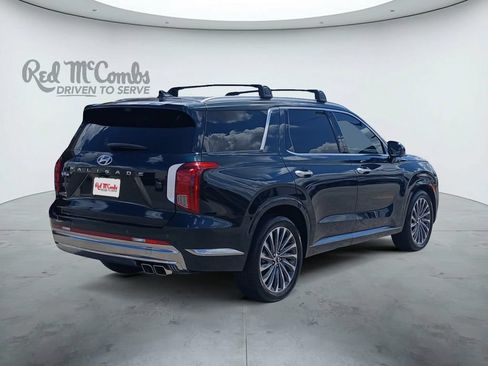 Used 2025 Hyundai Palisade Calligraphy FWD image 5