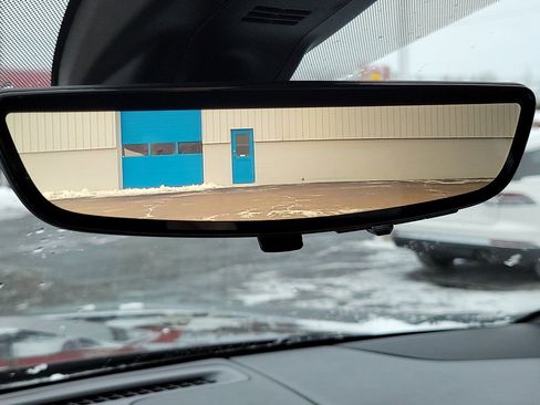 Used 2021 GMC Yukon Denali w/ Denali Premium Package image 26