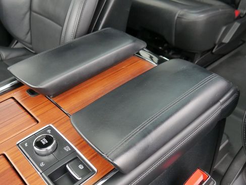 Used 2019 Lincoln Navigator L Reserve image 43