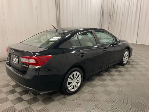 Used 2018 Subaru Impreza 2.0i image 3