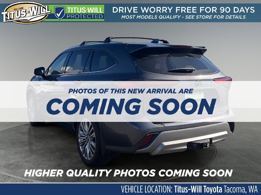 Used 2023 Toyota Highlander Platinum AWD/4WD image 3