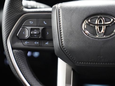 Used 2025 Toyota Tundra SR5 image 19