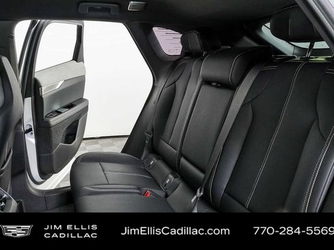Used 2025 Cadillac Optiq Luxury 1 AWD/4WD image 20