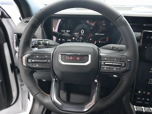 New 2026 GMC Terrain AT4 w/ Convenience Package III image 21