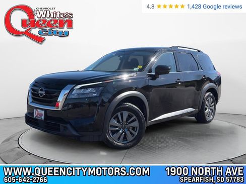 Used 2025 Nissan Pathfinder SV AWD/4WD image 1