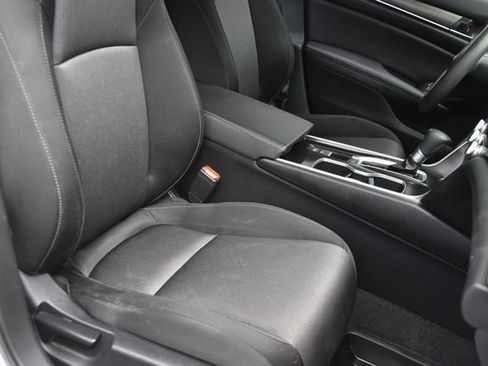 Used 2020 Honda Accord LX image 27