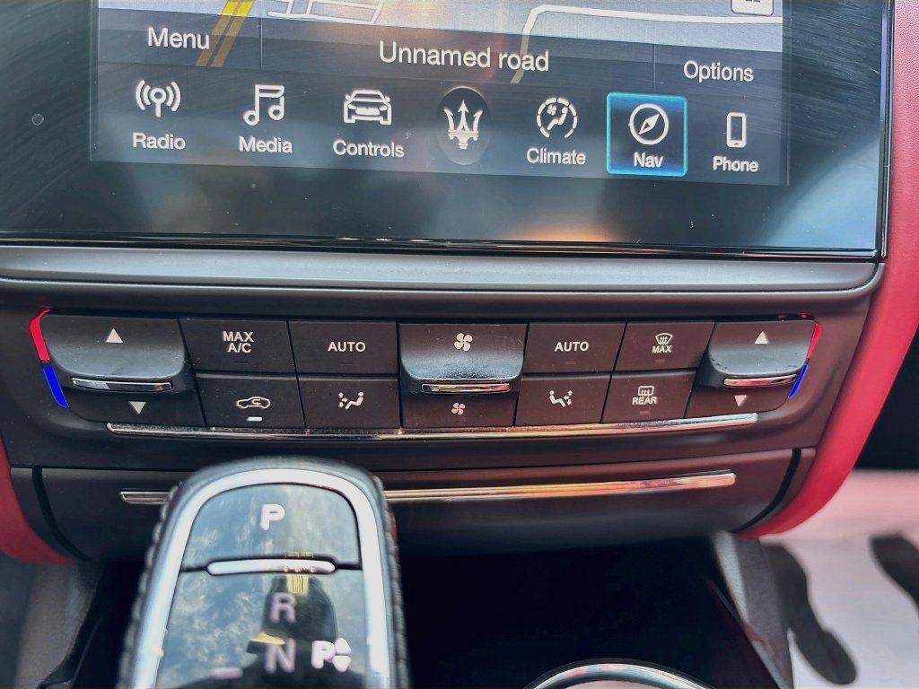 Used 2019 Maserati Quattroporte S GranLusso RWD image 16