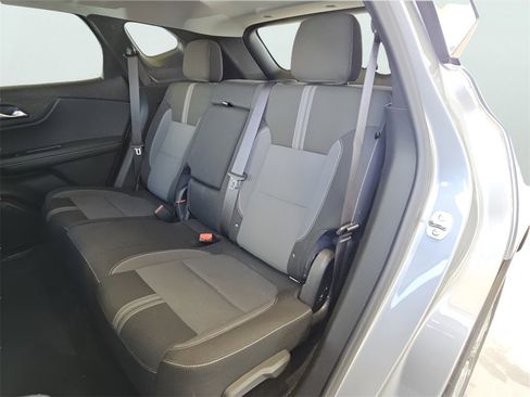 Used 2025 Chevrolet Blazer LT image 14