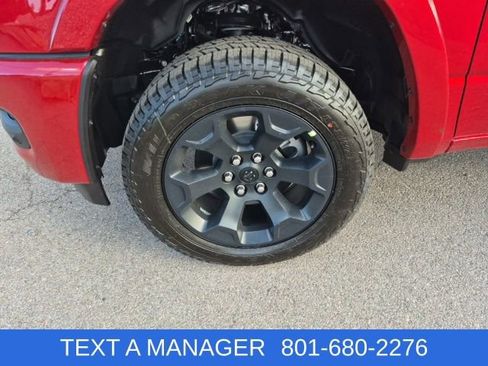 New 2026 RAM 1500 4x4 Crew Cab image 7