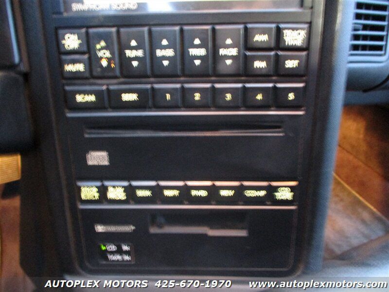 Used 1992 Cadillac Allante FWD image 24