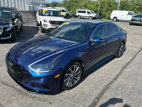 Used 2020 Hyundai Sonata Limited w/ Cargo Package FWD image 9
