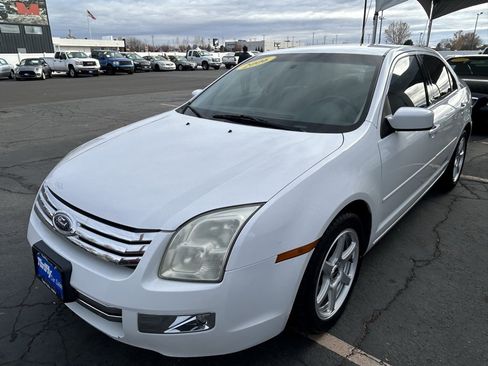 Used 2006 Ford Fusion SEL image 3