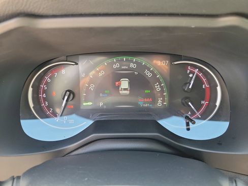 Used 2024 Toyota RAV4 XLE FWD image 21