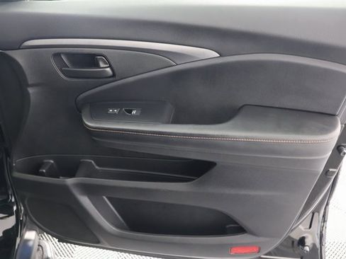 Used 2022 Honda Pilot TrailSport image 31