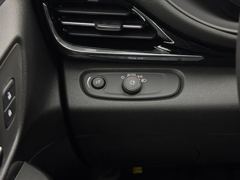 New 2026 Buick Envista Sport Touring w/ Convenience I Package FWD image 25