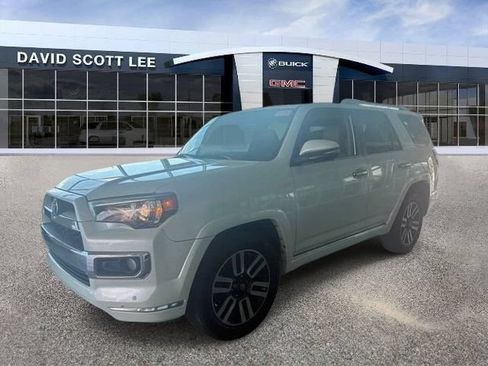 Used 2018 Toyota 4Runner Limited RWD image 4