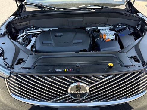 Certified 2026 Volvo XC90 T8 Ultra w/ Lounge Package AWD/4WD image 42