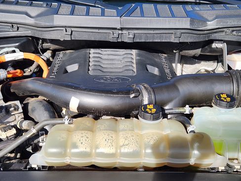 Used 2021 Ford F150 Platinum w/ Equipment Group 701A High image 30