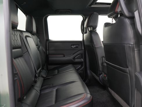 Used 2023 Nissan Frontier PRO-4X AWD/4WD image 13