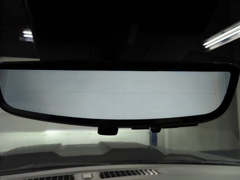 Used 2025 Chevrolet Silverado 1500 ZR2 w/ Technology Package image 21